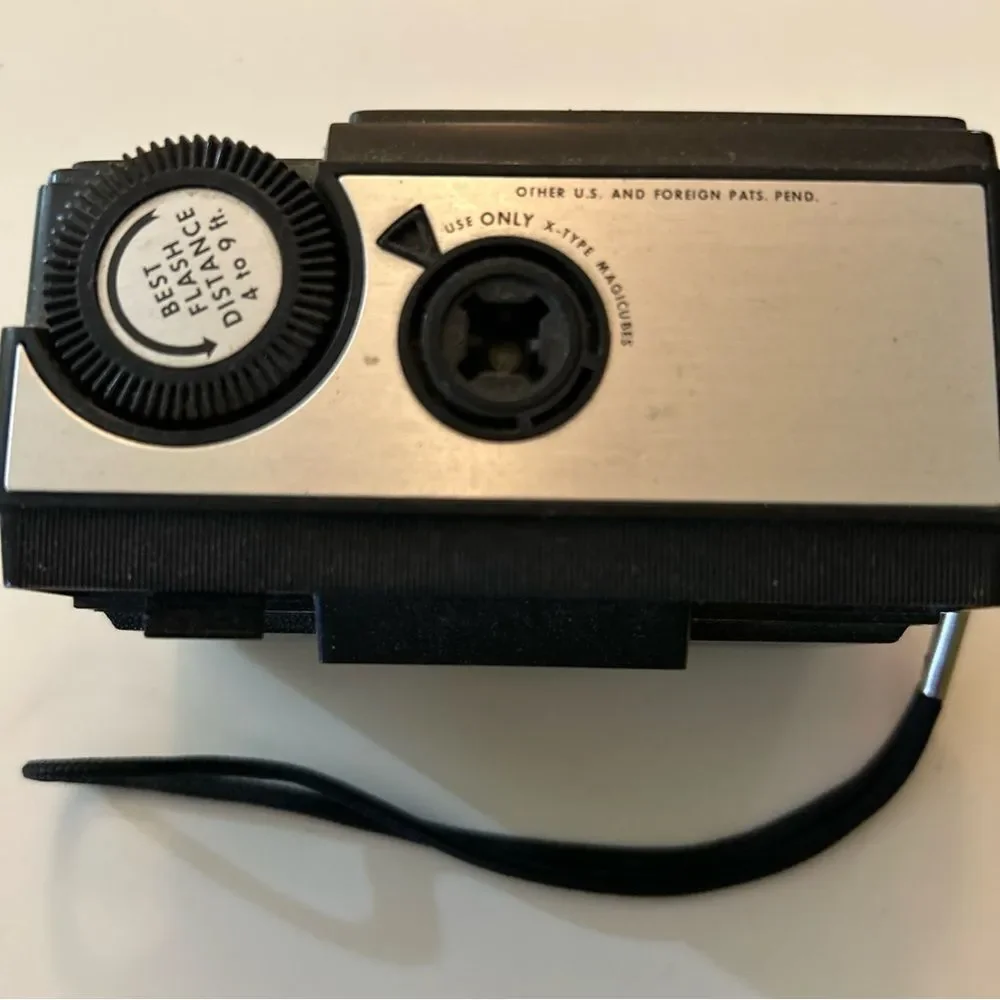 Magicube X-50 Instant Load Camera - Black